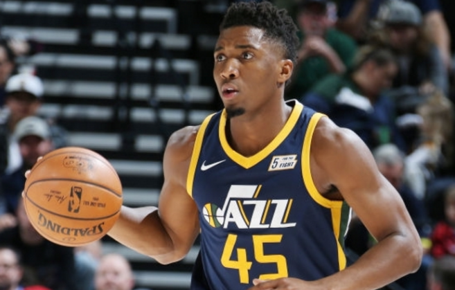 伤是他职业 伤是他职业